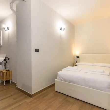 Dora 33 * Turin